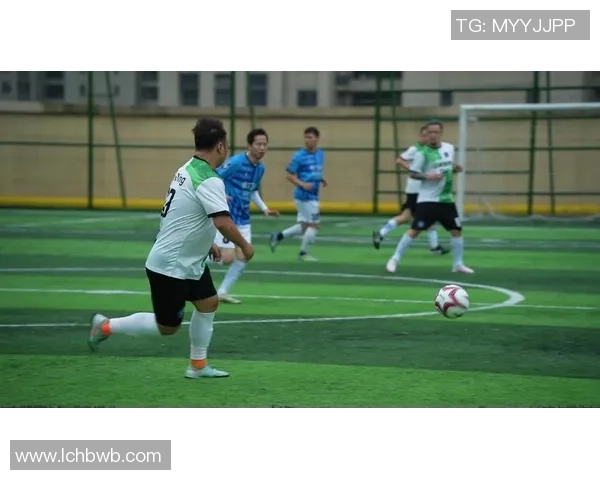 赛后分析:西安足球队与杭州足球队在个人能力上的较量与表现探讨