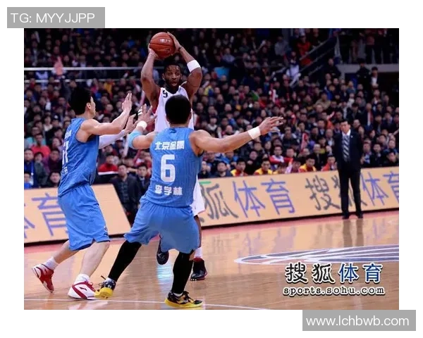 CBA焦点对决辽宁队迎战青岛麦迪展现篮球魅力